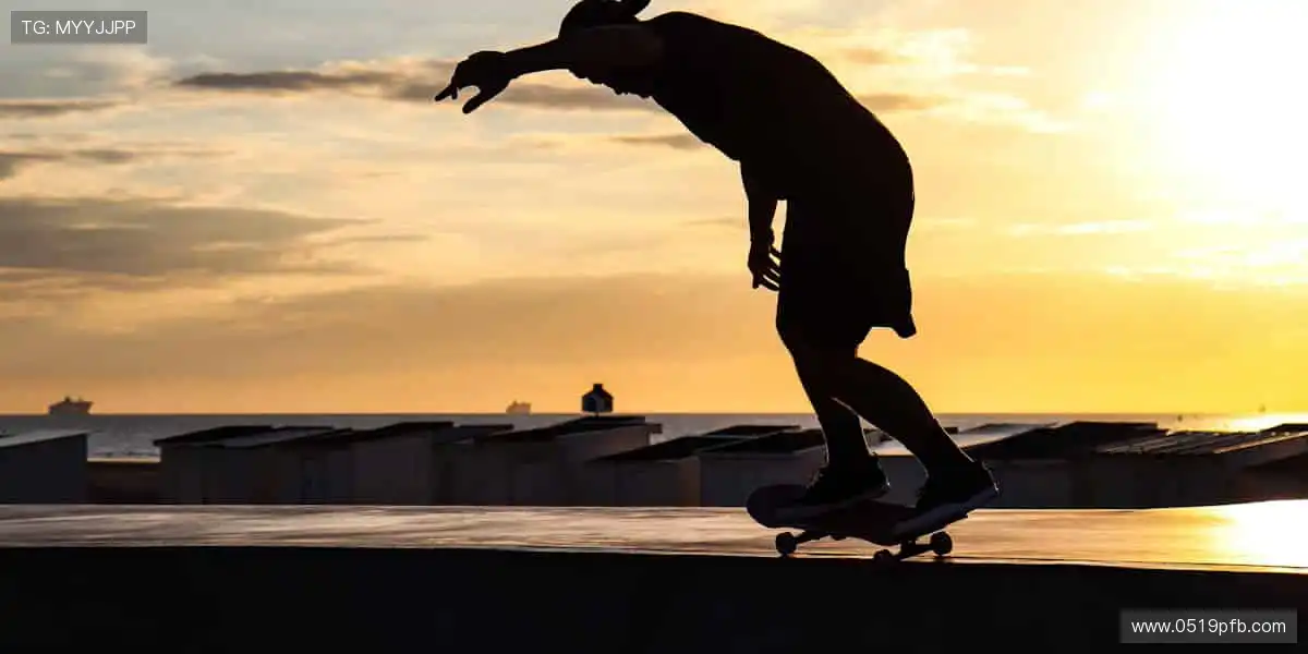 🎁 周边好物,解锁你的运动 DNA!